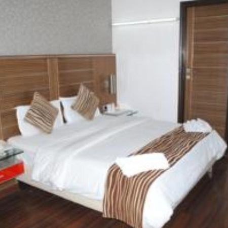 Hotel Metro Continental Delhi Pokój zdjęcie