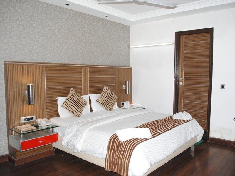Hotel Metro Continental Delhi Zewnętrze zdjęcie